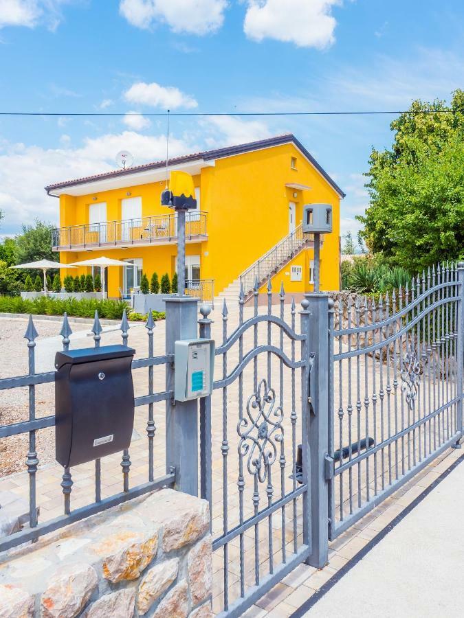 Appartments Adriatic Omišalj Exteriér fotografie